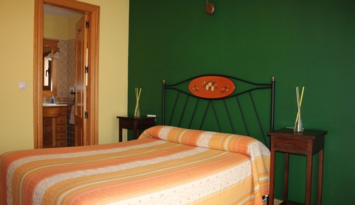 Apartment, 4 Bedrooms, Private Bathroom