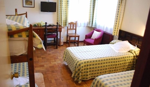 Family Quadruple Room (2 adults + 2 kids)