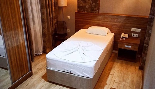 Standard Single Room