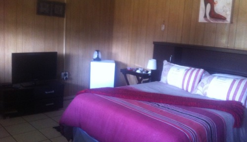 Family Room, 2 Bedrooms
