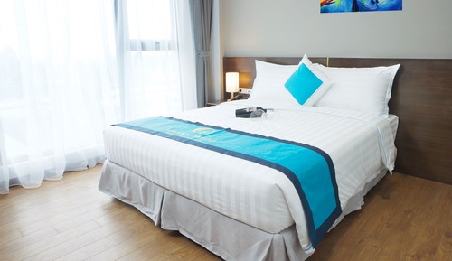 Luxury Suite, City View