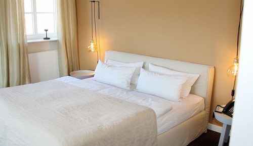 Deluxe Double Room, 1 King Bed, Valley View