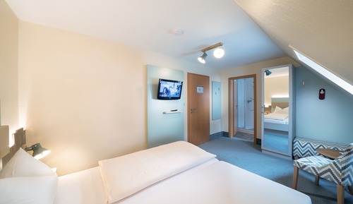 Double Room Single Use