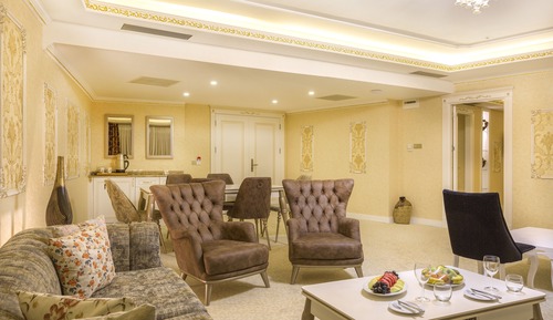 Royal Suite