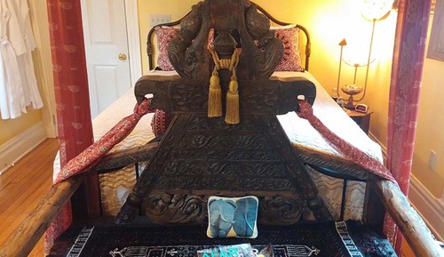 Double Room, Jetted Tub (India)