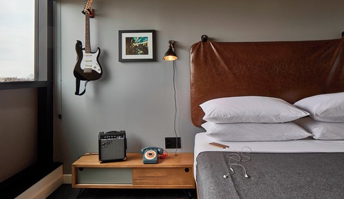 Elite Room, 1 King Bed