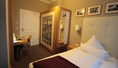 Business Single Room
