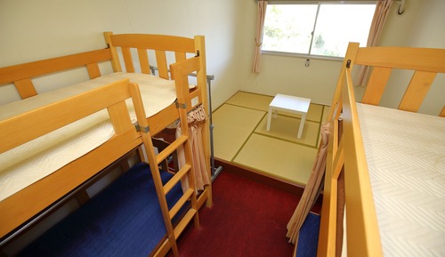 Japanese/Western Room
