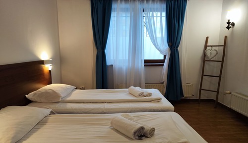 Twin Room, 2 Twin Beds