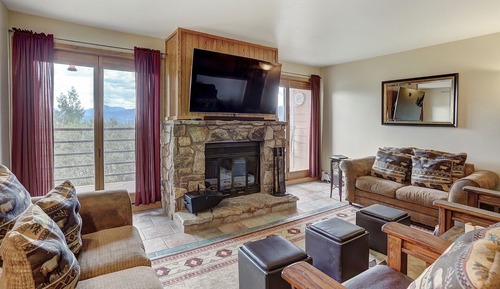 Condo, 2 Bedrooms