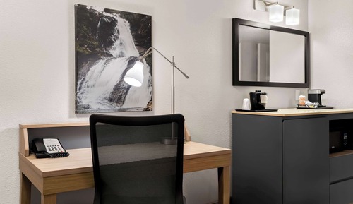 Suite, 1 Bedroom, Accessible, Non Smoking
