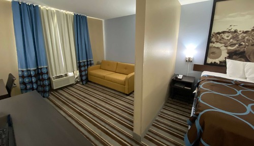 Suite, 1 King Bed, Non Smoking
