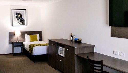 Executive Room, Multiple Beds, Non Smoking, Ground Floor