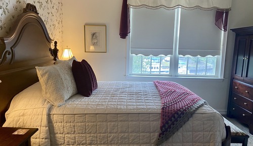Magnolia Room