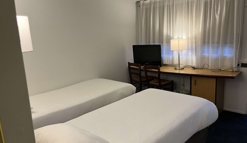Standard Room, 2 Twin Beds