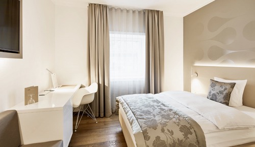 Classic Single Room Countryside View