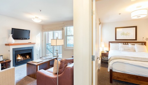 Room (Hotel Columbia 37)