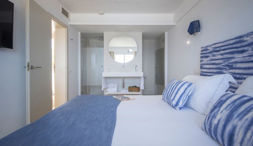 Junior Suite, 1 Bedroom, Balcony, Sea View (2 adults)