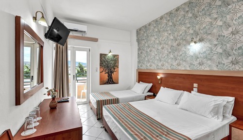 Standard Double Room (2 Adults + 1 Child)