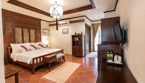Suite, 1 King Bed
