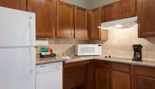 Suite, 1 King Bed, Accessible, Bathtub