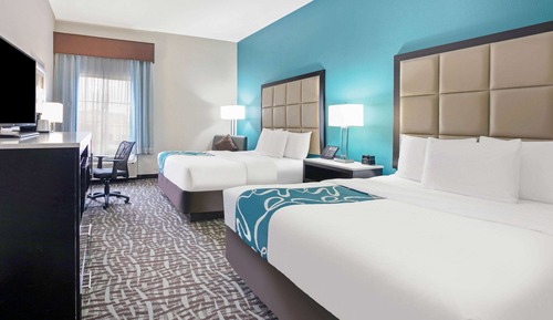 Room, 2 Queen Beds, Accessible, Non Smoking (Mobility/Hearing, Tub w/Grab Bars)