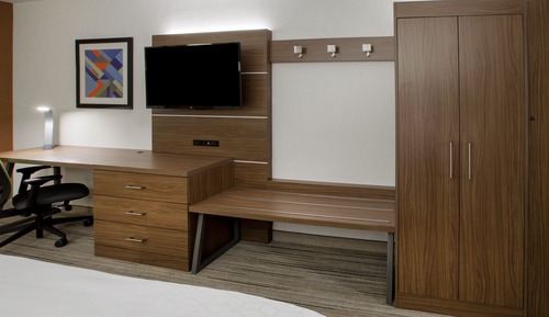 Standard Room, 2 Queen Beds, Mobility Accessible (Communications, Roll-In Shower)