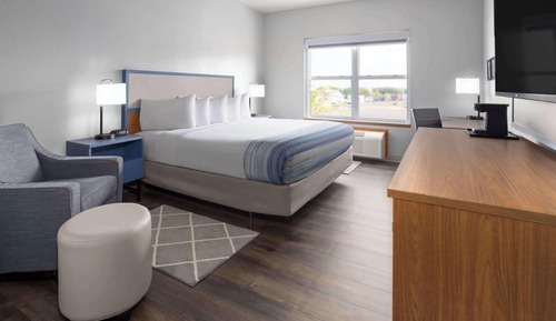Room, 1 King Bed, Accessible, Non Smoking (Mobility)