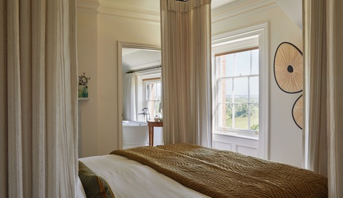 Hyde Suite