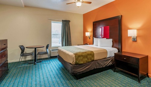 Room, 1 Queen Bed, Accessible, Non Smoking (Efficiency)
