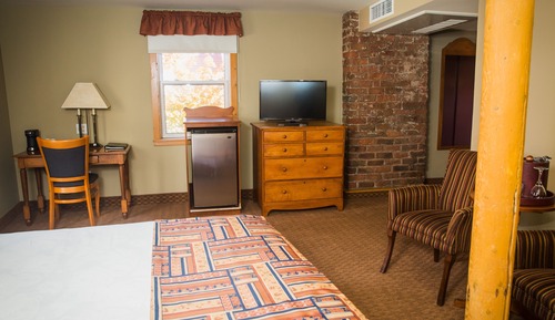 Standard Room, 1 King Bed