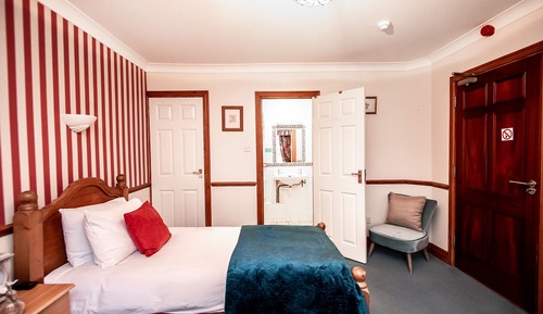 Twin Room, 2 Twin Beds, Garden View