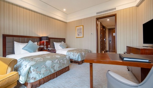 Executive Twin Room, Lake View