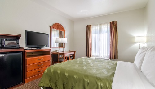 Standard Room, 2 Queen Beds, Non Smoking