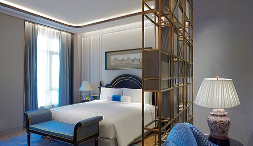 Executive Business Suite Room