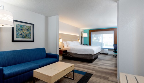 Suite, 1 King Bed (Additional Living Dining Area)