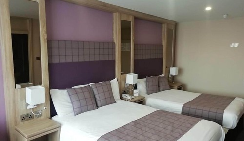 Classic Twin Room