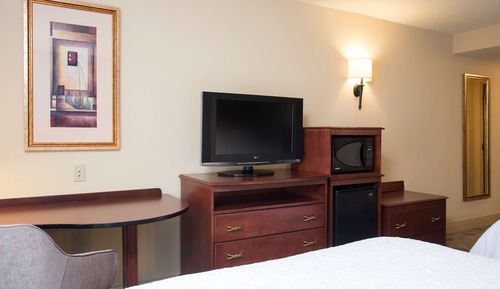 Room, 2 Queen Beds, Accessible, Non Smoking