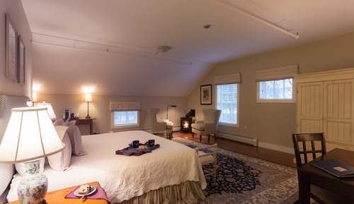 Suite (Silver Birch)