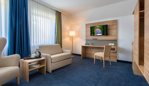 Family Room, 2 Bedrooms, Connecting Rooms