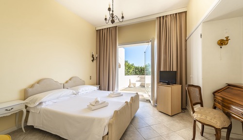 Superior Double Room, Terrace, Ground Floor