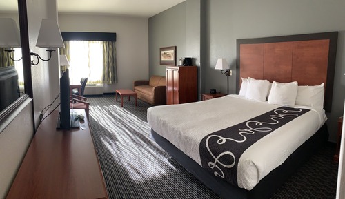 Room, 1 King Bed, Accessible, Non Smoking (Mobility/Hearing Impaired Accessible)