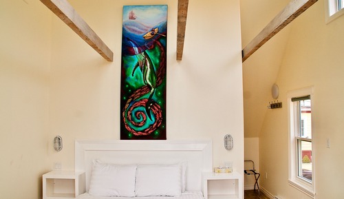 Oceanfront Studio with Panoramic Opening Skylight