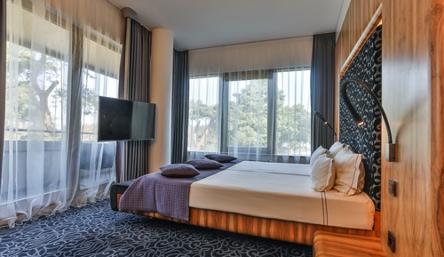 Deluxe Double Room (Design Building)