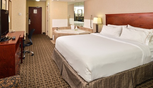 Suite, 1 King Bed, Fireplace (Jetted Tub)