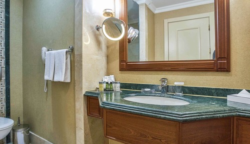Junior Suite, 1 King Bed
