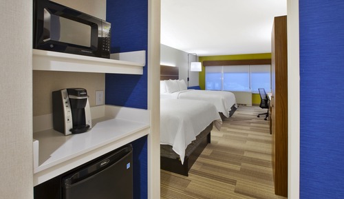 Standard Room, 2 Queen Beds, Accessible (Mobility, Roll-In Shower)