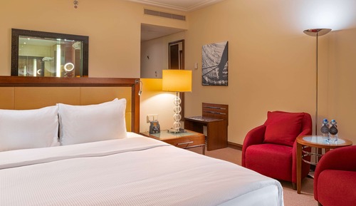 Deluxe Room, 1 King Bed, City View