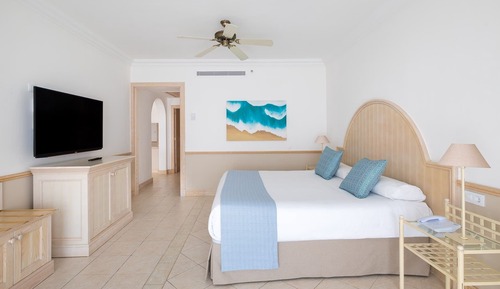 Junior Studio Suite