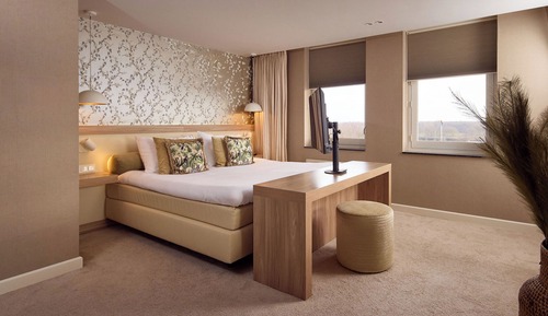 Panoramic Suite, 1 King Bed, Jetted Tub, Tower